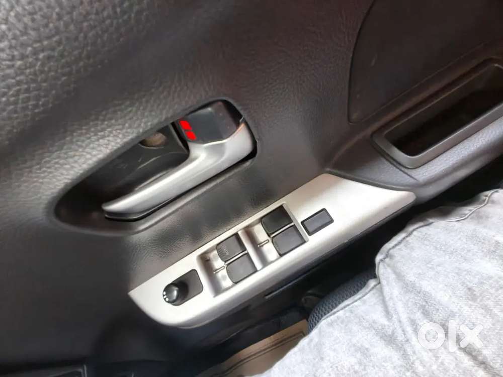 Maruti Suzuki Wagon R 1.0 2012