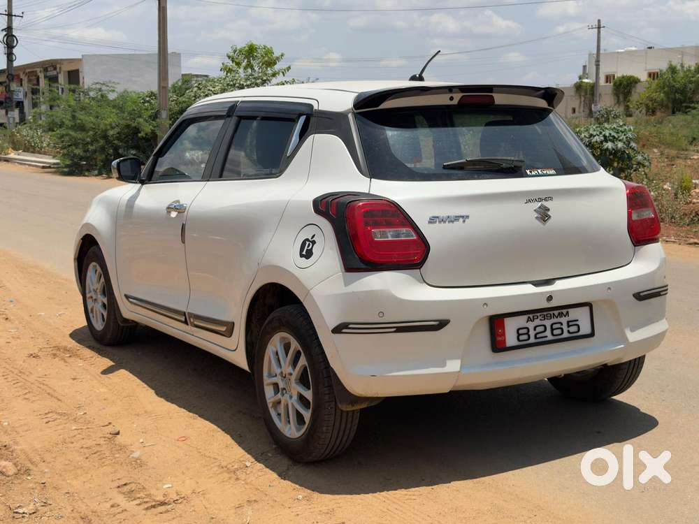 Maruti Suzuki Swift Vvt Zxi, 2022, Petrol