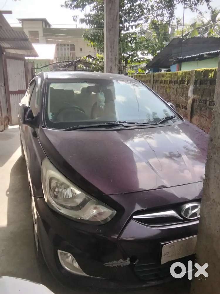 Hyundai Verna Sx Petrol 2012