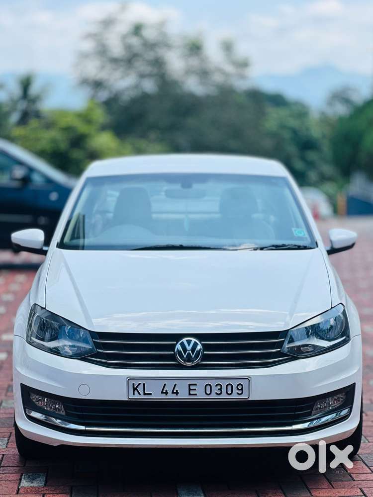 Volkswagen Vento 1.2 Tsi Highline Plus At, 2016, Petrol