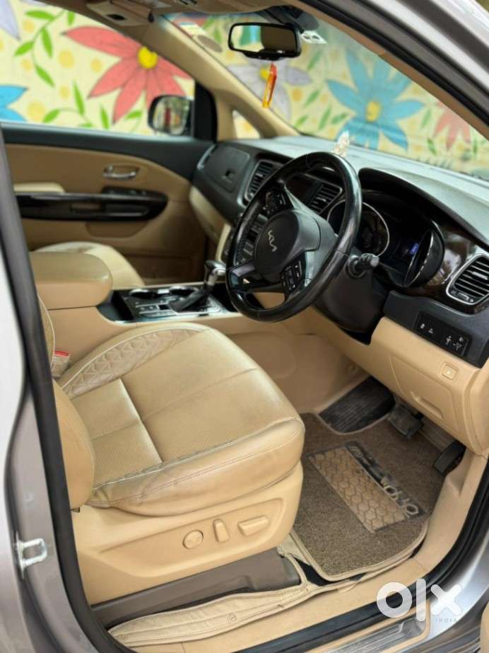 Kia Carnival Limousine Plus 7 Str, 2021, Diesel