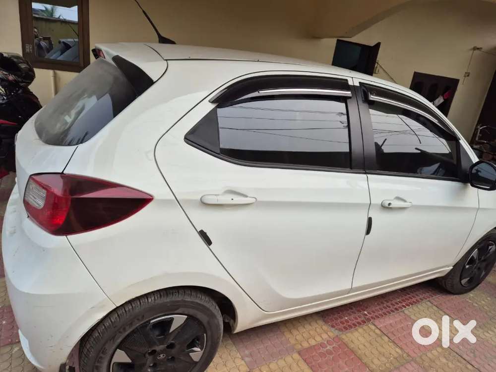 Tata Tiago 1.2 Revotron Xta 2025