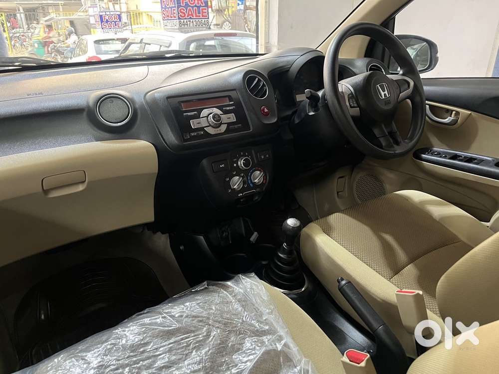 Honda Brio Vx Mt, 2015, Petrol