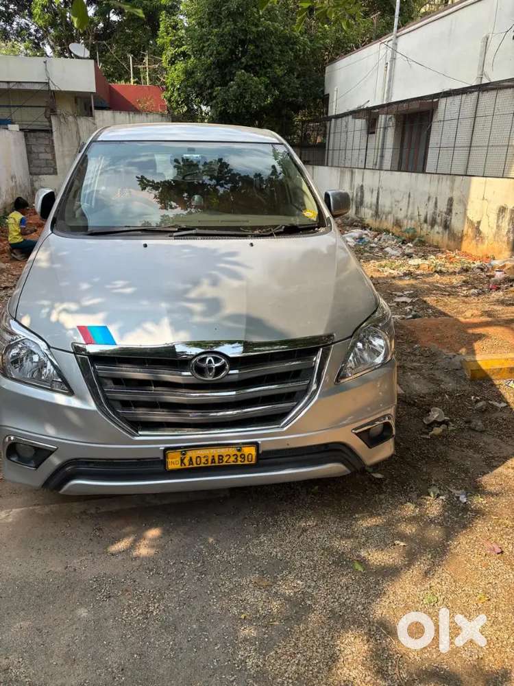 Toyota Innova 2014 Diesel Well Maintained