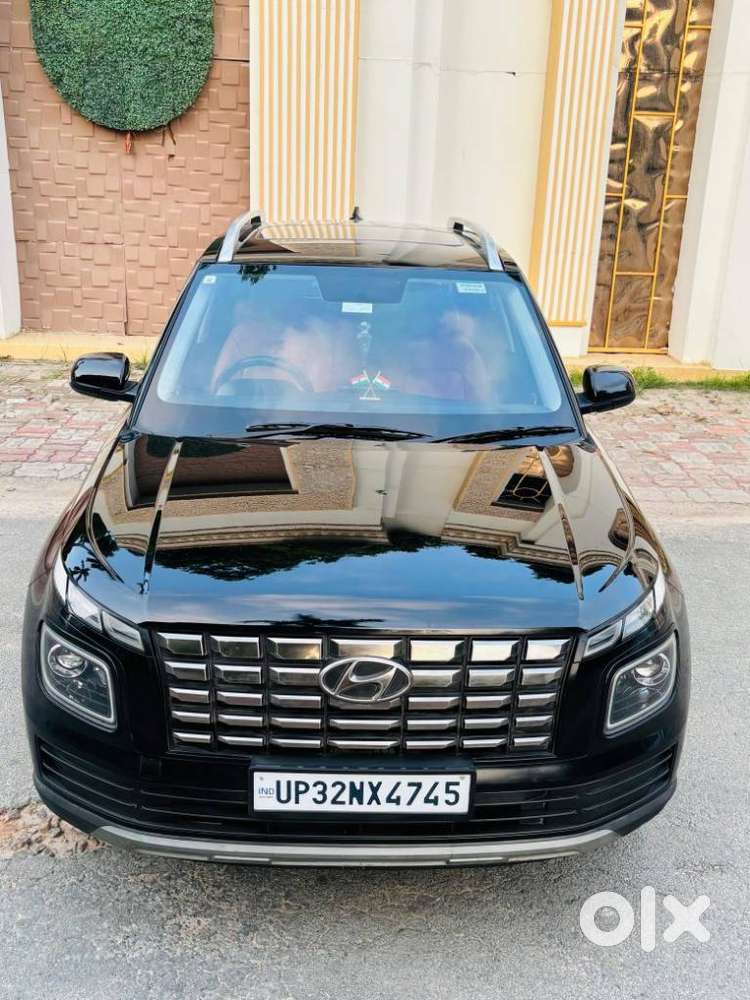 Hyundai Venue Sx Mt, 2023, Diesel