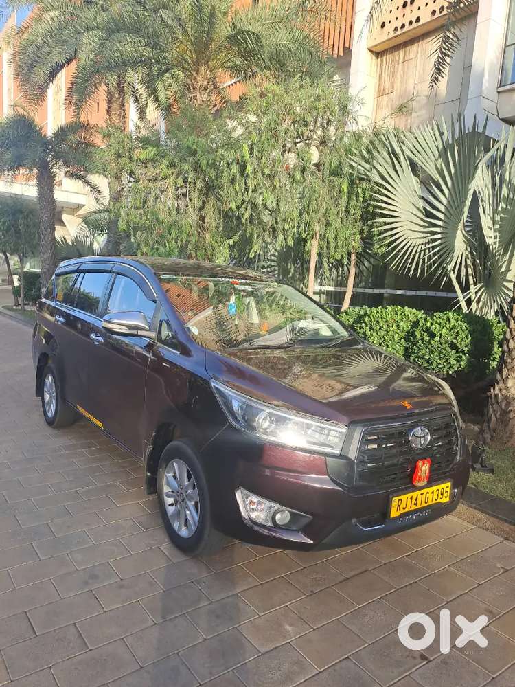 Toyota Innova Crysta 2.4 Z 2017
