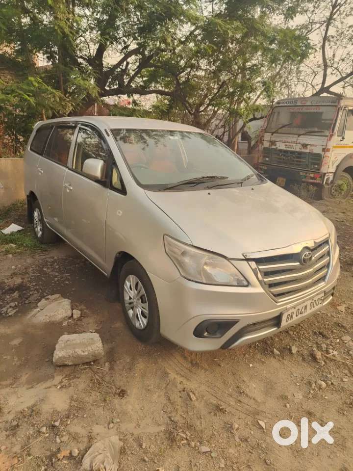Toyota Innova, 2012, Petrol