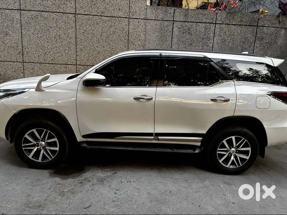 Toyota Fortuner 2021 Diesel 4x4 At  Vip Number  Single Onwer