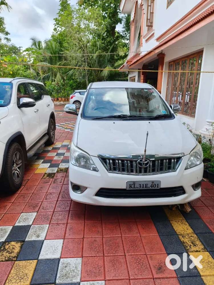 Toyota Innova 2.5 Diesel 2012, Single Owner, Doctor Used