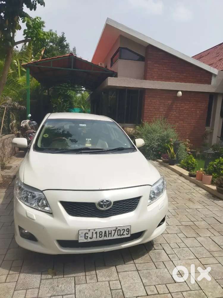 Toyota Corolla Altis 2010 Diesel Top Model, Mint Condition.
