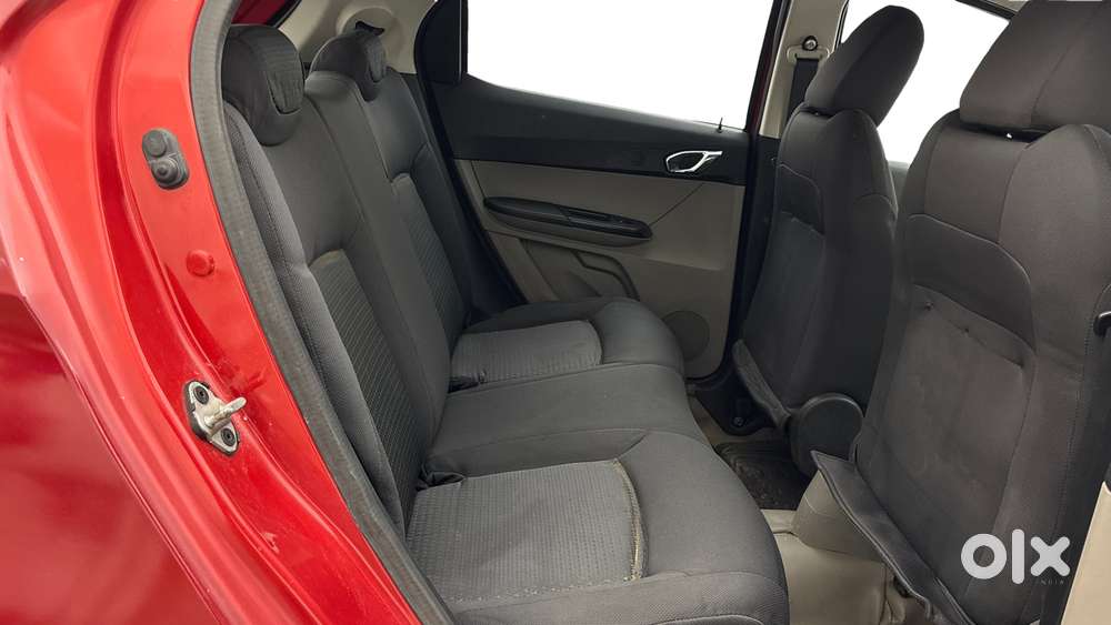 Tata Tiago 1.2 Revotron Xz, 2016, Petrol