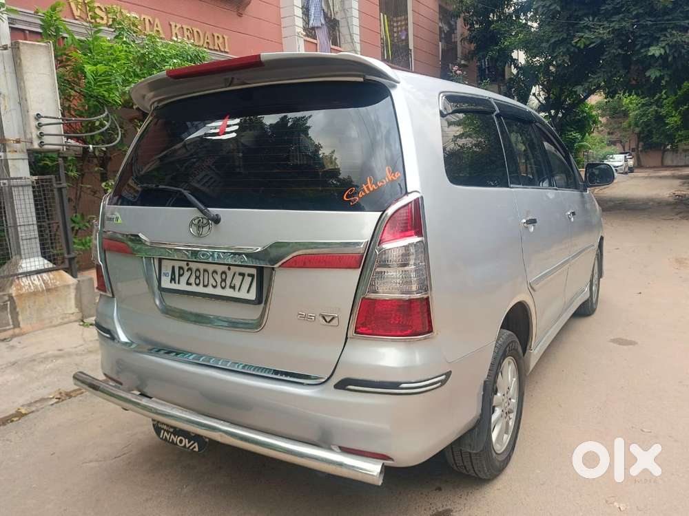 Toyota Innova 2.5 Vx (diesel) 8 Seater, 2013, Diesel