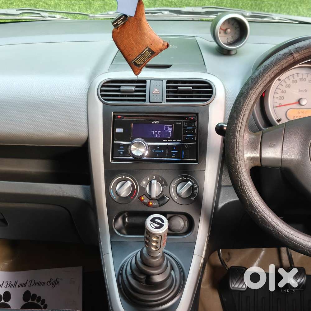 Maruti Suzuki Ritz Vxi, 2014, Petrol