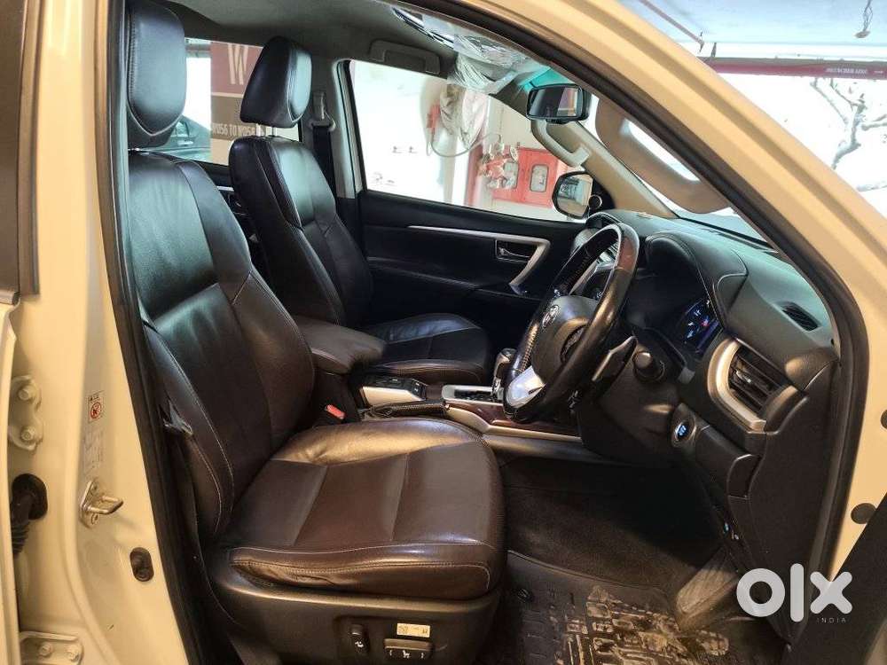 Toyota Fortuner 4x2 At 2.8 Diesel, 2020, Diesel