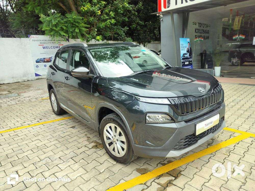 Skoda Kylaq Signature At, 2025, Petrol