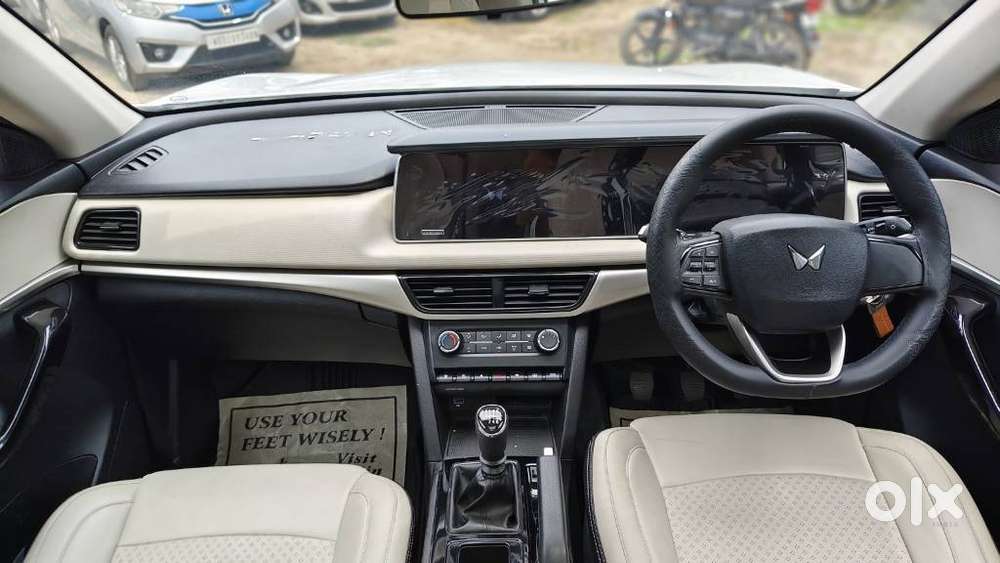 Mahindra Xuv700 2.2 Ax 5 Diesel Mt 7 Str, 2023, Diesel
