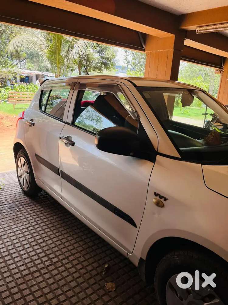 Maruti Suzuki Swift 2015 Petrol And Cng  49000 Km Driven