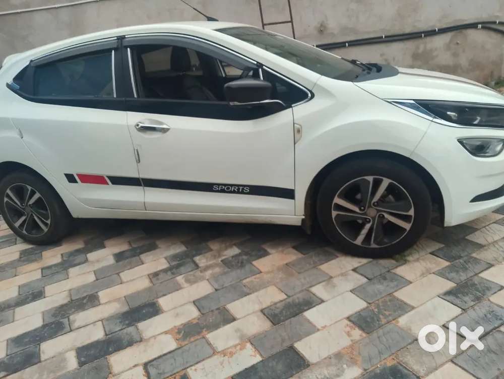 Tata Altroz 2021