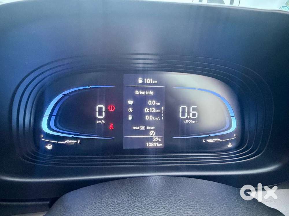 Hyundai Venue 1.2 S (o), 2024, Petrol