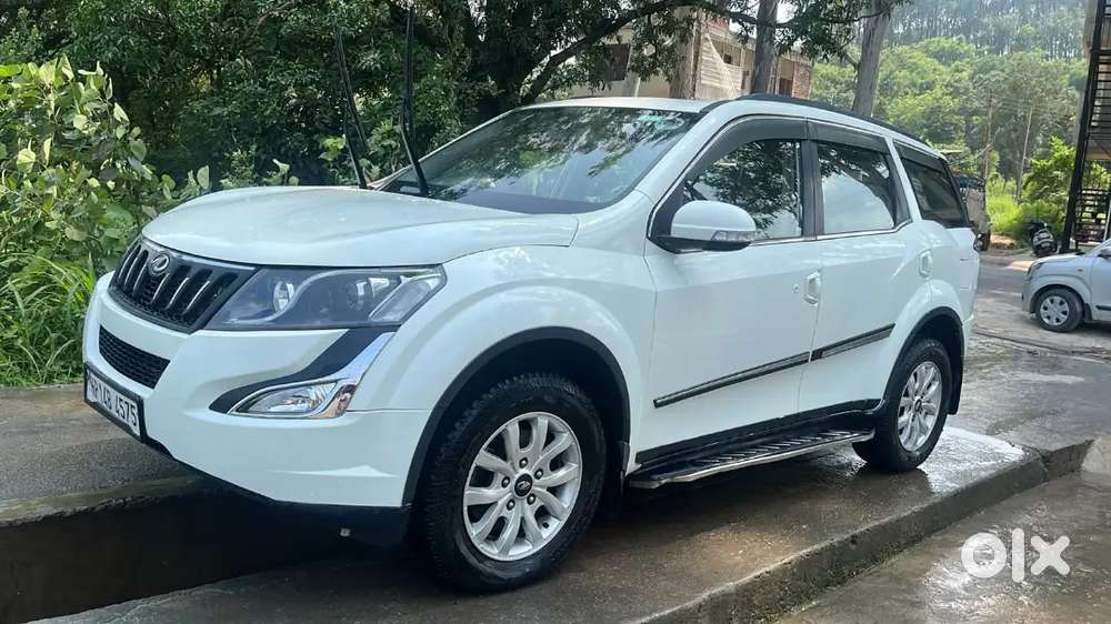Mahindra Xuv500 2.2 W10 2016