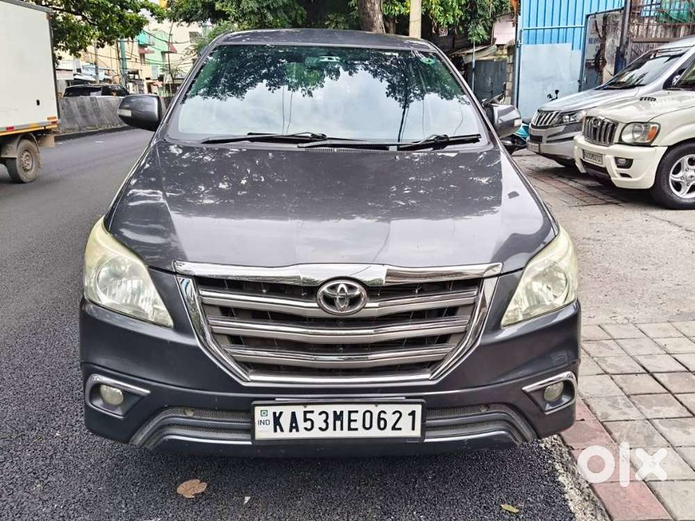 Toyota Innova 2.5 V 8 Str, 2016, Diesel