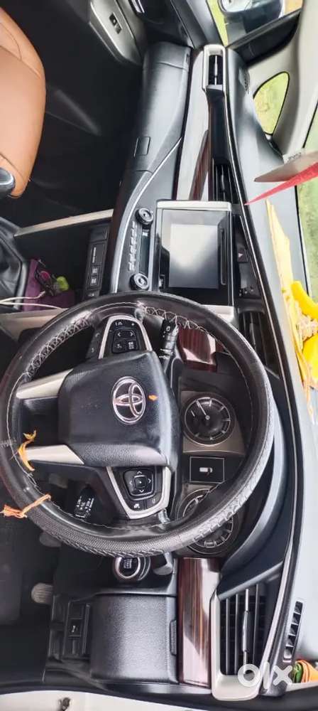 Toyota Innova Crysta 2018 Diesel 193000 Km Driven