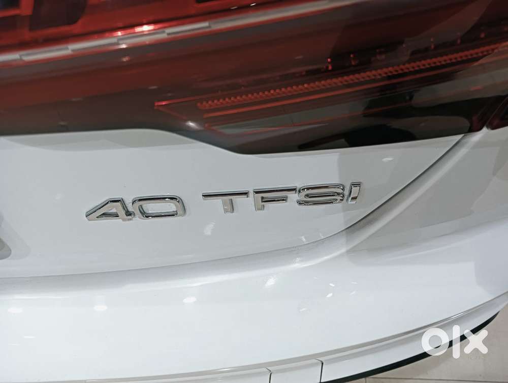 Audi A4 2.0 Technology 40 Tfsi, 2024, Petrol
