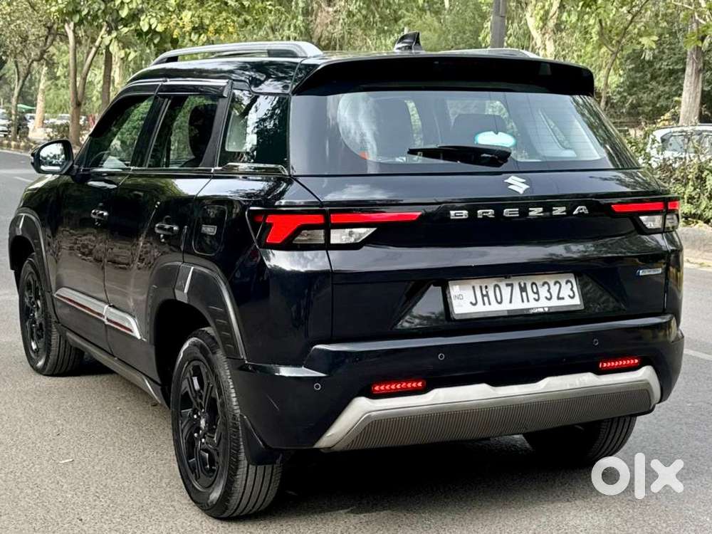 Maruti Suzuki Brezza 1.5 Zxi Smart Hybrid, 2024, Petrol