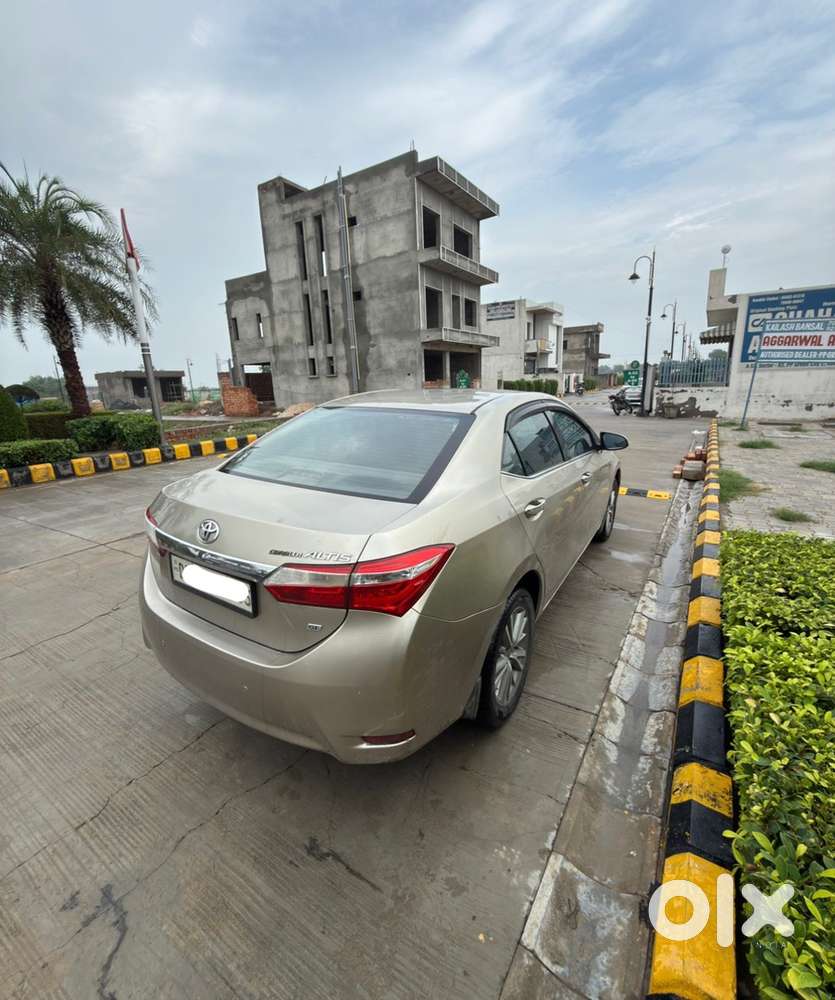 Toyota Corolla Altis 2015  Petrol + Cng  Excellent Condition