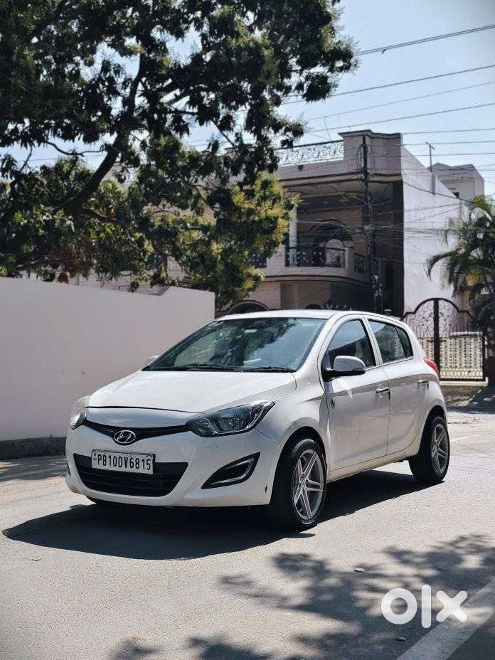 Hyundai I20 Sportz 1.2 Bs-iv, 2012, Diesel
