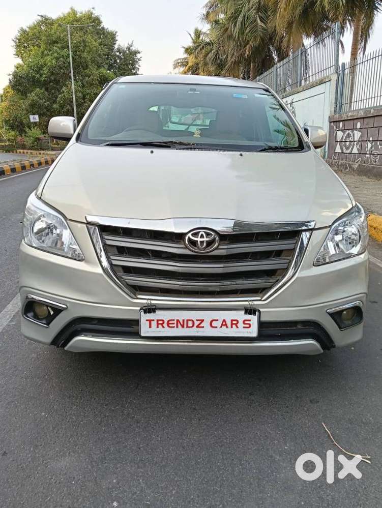 Toyota Innova 2.5 G (diesel) 8 Seater Bs Iv, 2014, Diesel