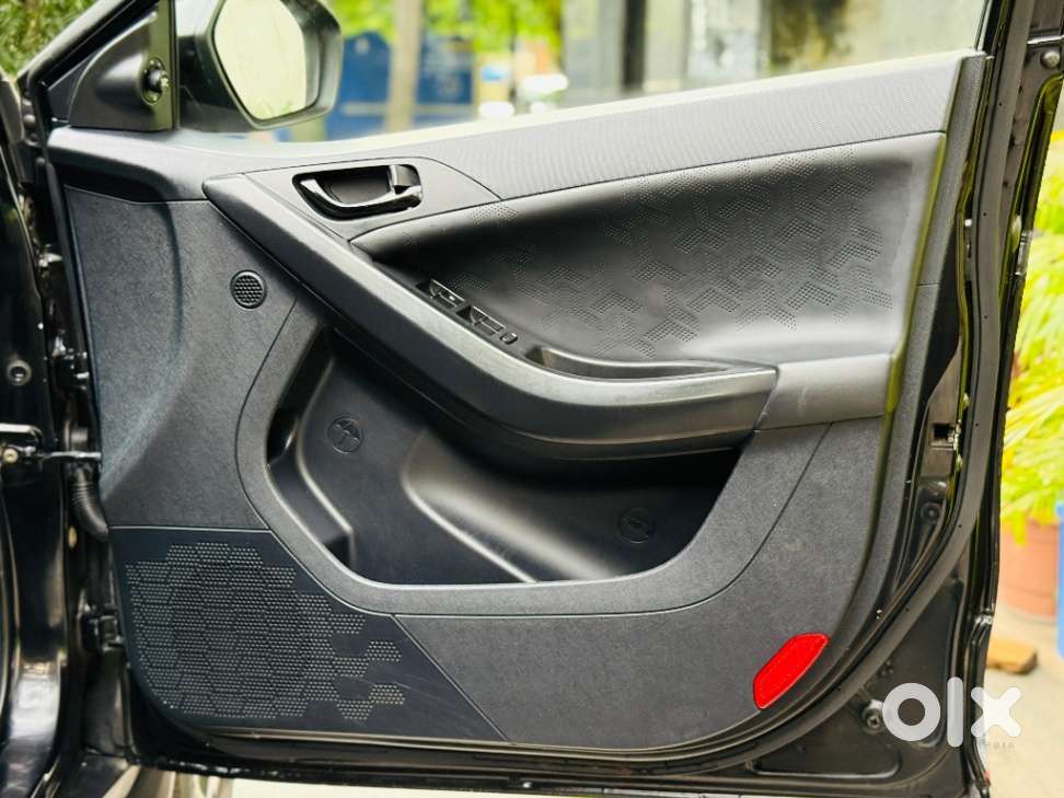 Tata Nexon Ev Xz Plus Dark Edition, 2023, Electric