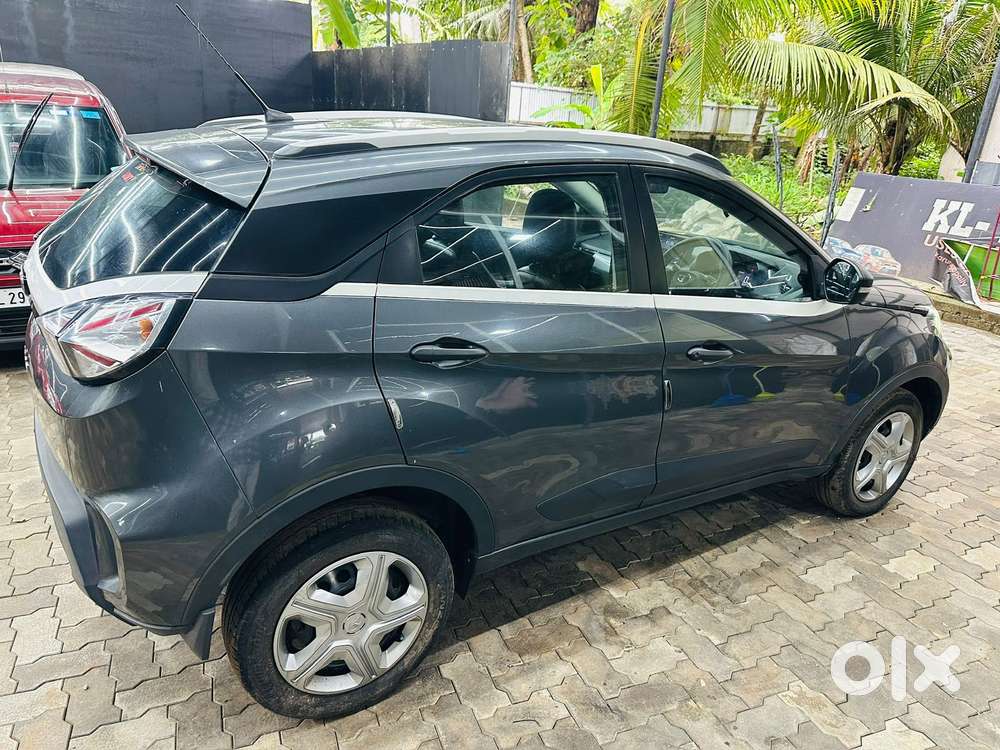 Tata Nexon 1.5 Revotorq Xm (s), 2020, Diesel