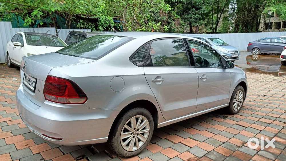 Volkswagen Vento 1.2 Tsi Highline Plus At, 2016, Petrol