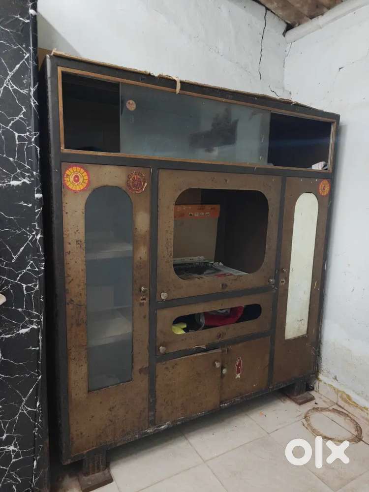 SHOwcase for sale