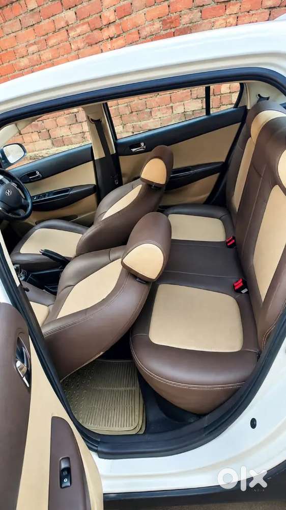 Hyundai I20 Asta 2013 Petrol