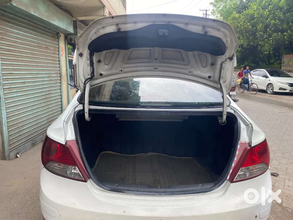 Hyundai Verna Crdi 2013 Model