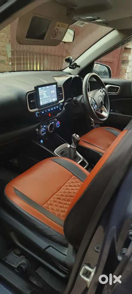 Hyundai Venue 2020 Diesel 65000 Km Driven