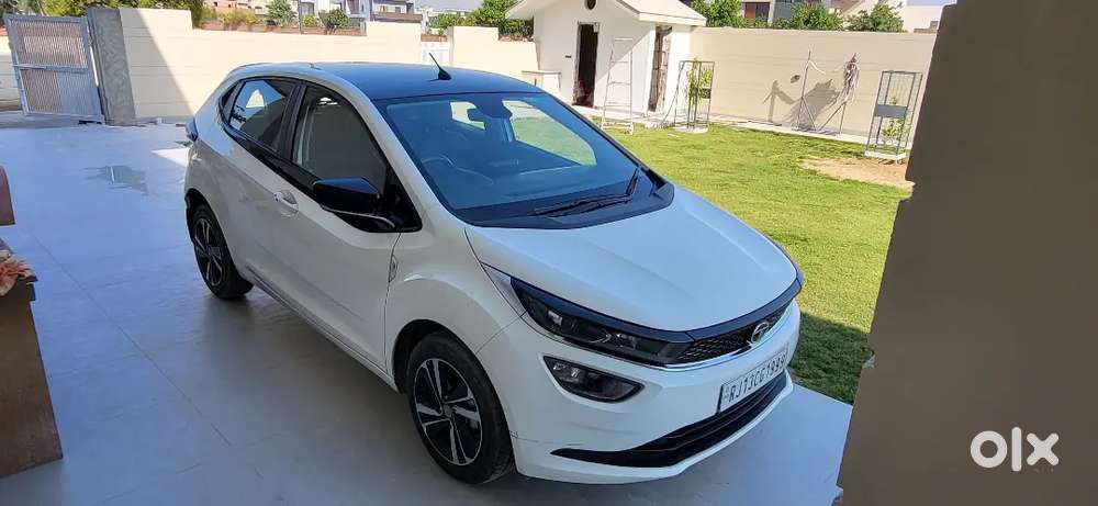 Showroom Condition, 1st Owner, 5 Star Safety Rating