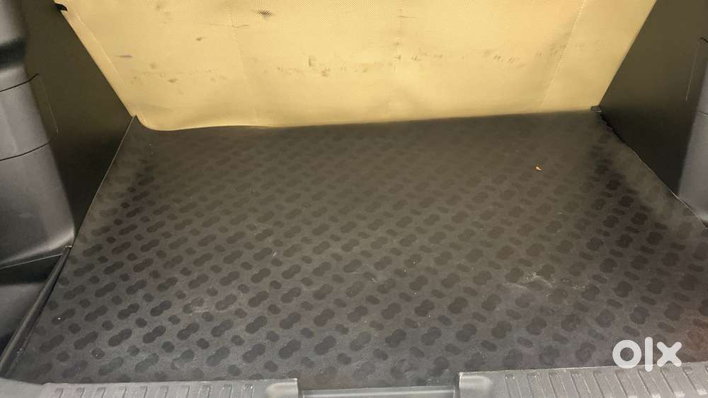 Maruti Suzuki Vitara Brezza 1.5 Zxi Plus At, 2020, Petrol