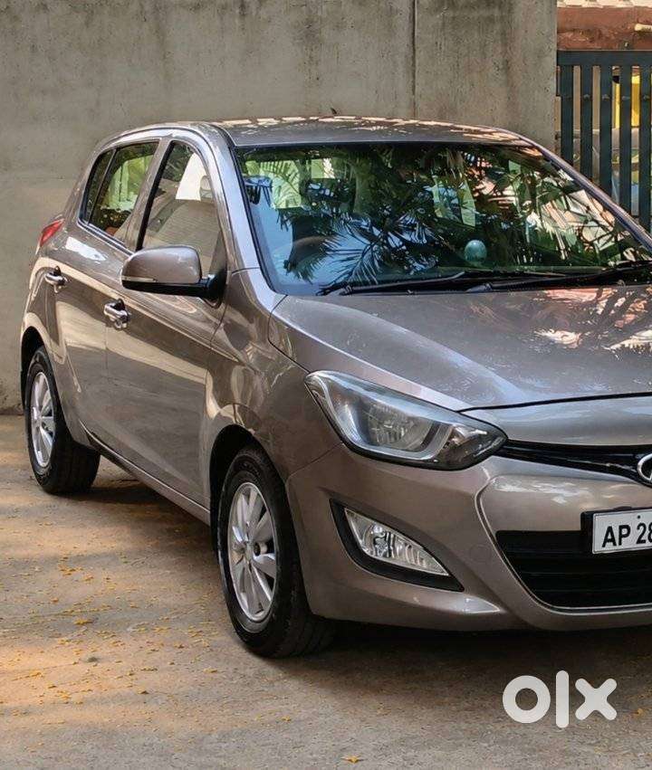 Hyundai I20 Sportz At 1.4, 2012, Petrol