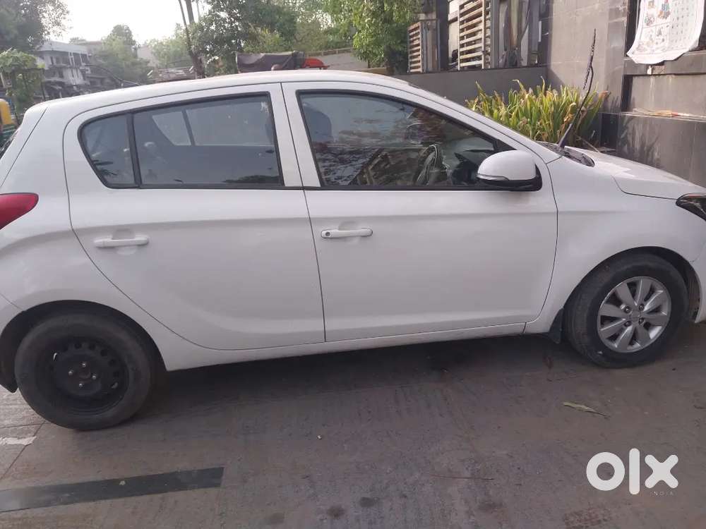 Hyundai I20 2012 Diesel 80 Km Driven