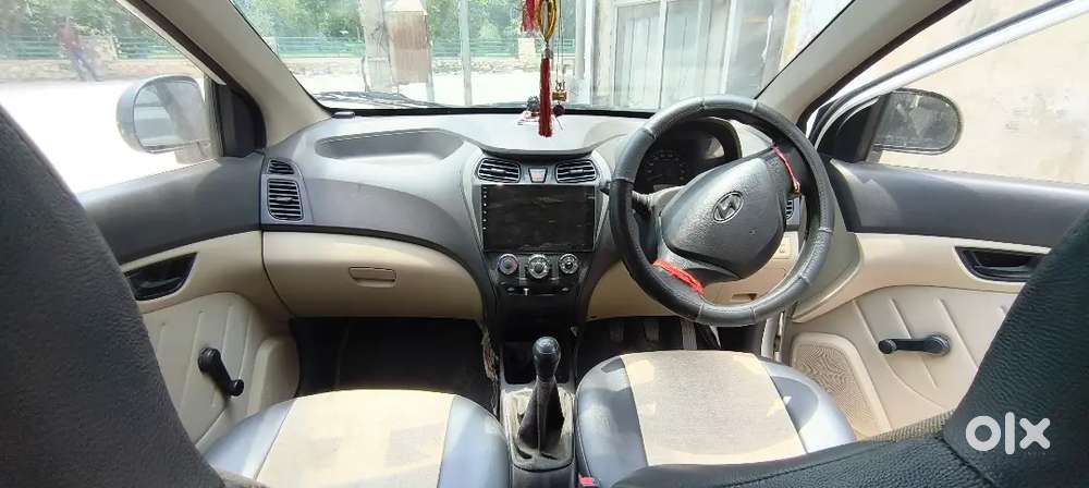  Model: 2014
 Variant: Eon D-lite
 Fuel Type: Petrol
 Ownership: 2