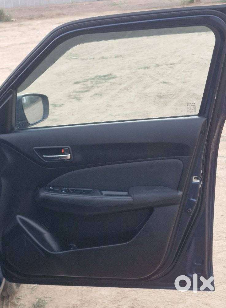 Maruti Suzuki Swift 2018 Amt Vxi, 2023, Petrol