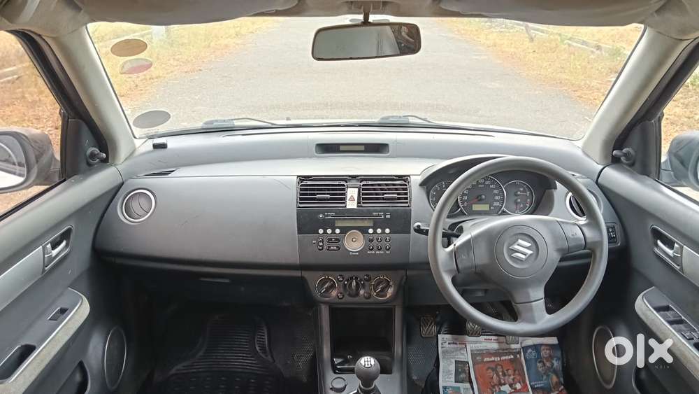 Maruti Suzuki Swift Dzire Vxi, 2010, Petrol