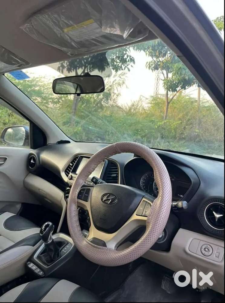 Hyundai    Santro    Amt     Bsiv       Sportz
