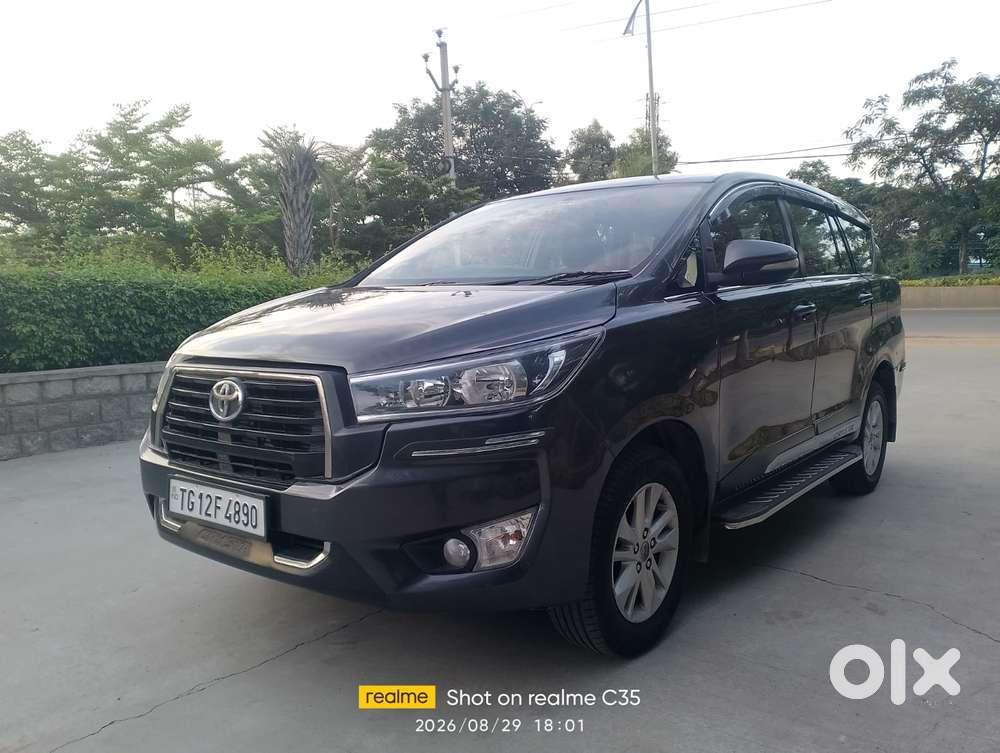 Toyota Innova Crysta 2.4 G Mt 8s, 2017, Diesel