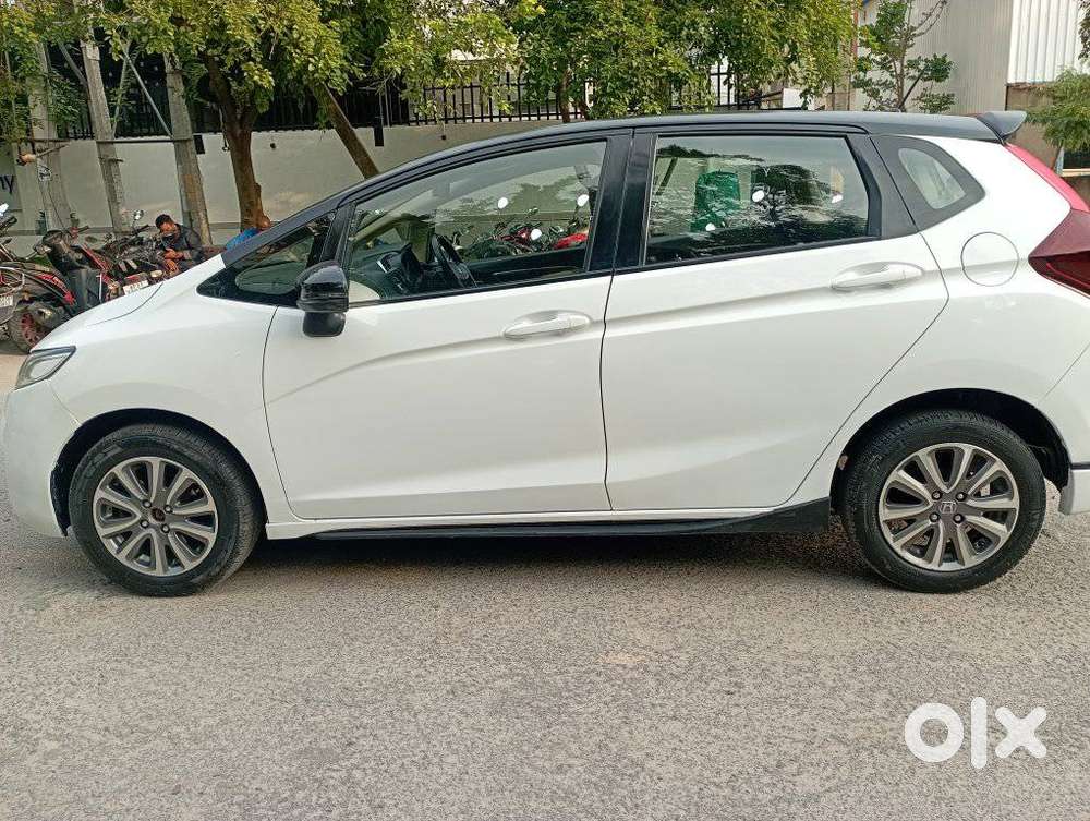 Honda Jazz V Cvt, 2016, Petrol