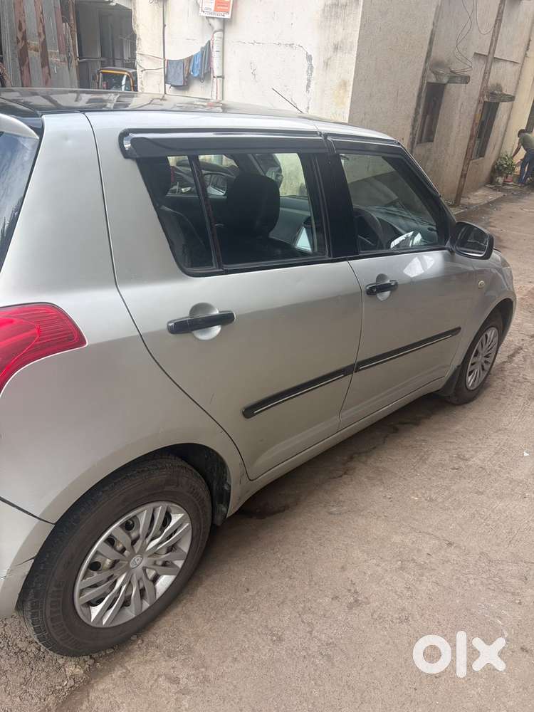 Maruti Suzuki Swift Petrol Manual 2007