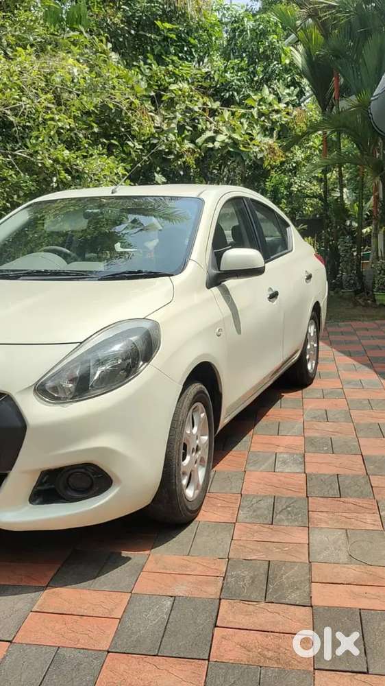 Renault Scala 2014 Petrol Model 2nd Owner For Sale. Manual